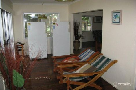 Property photo of 6 Hibiscus Lane Holloways Beach QLD 4878