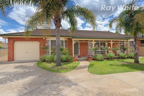 2/537 Margaret Pl, Lavington, NSW 2641