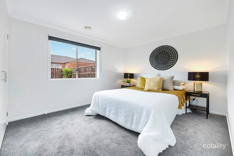 Property photo of 21 Ogle Way Cranbourne North VIC 3977