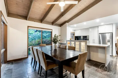 Property photo of 44 Brenda Road Research VIC 3095