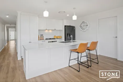 Property photo of 11 Bowerbird Close Coffs Harbour NSW 2450