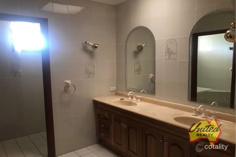 Property photo of 1 Bellfield Avenue Rossmore NSW 2557