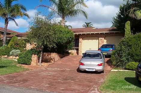 18 Battye Rd, Kardinya, WA 6163