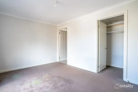 Property photo of 2/7 Kumara Circuit South Morang VIC 3752