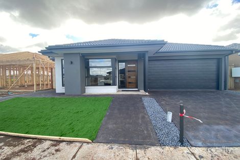 Property photo of 22 Skypac Street Weir Views VIC 3338