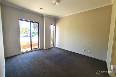 Property photo of 21 Kellerman Drive Point Cook VIC 3030