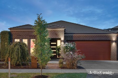 Property photo of 36 Tiverton Circuit Mooroolbark VIC 3138