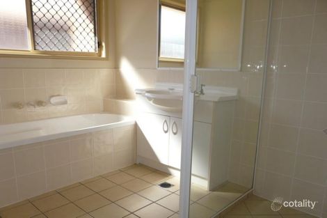 Property photo of 1 Vine Court Kippa-Ring QLD 4021