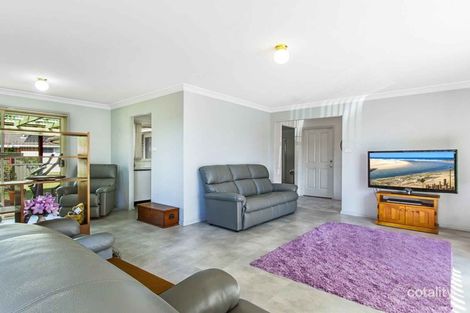 Property photo of 20 Manooka Road Point Clare NSW 2250
