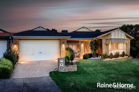 Property photo of 5 Wildwood Court Cranbourne North VIC 3977