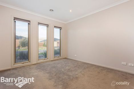 Property photo of 39 Windrest Way Point Cook VIC 3030