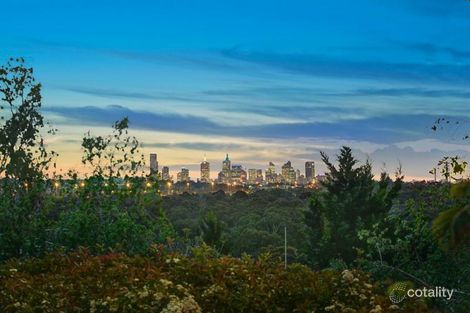 Property photo of 19 Otterington Grove Ivanhoe East VIC 3079