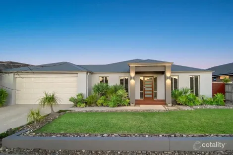 96 Skyline Way, Berwick, VIC 3806