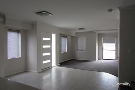 Property photo of 2/155 Morrison Road Midland WA 6056