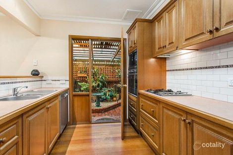 Property photo of 27 Ivy Street Hampton VIC 3188