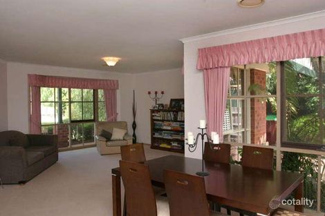 Property photo of 4 Bertrand Close Berwick VIC 3806