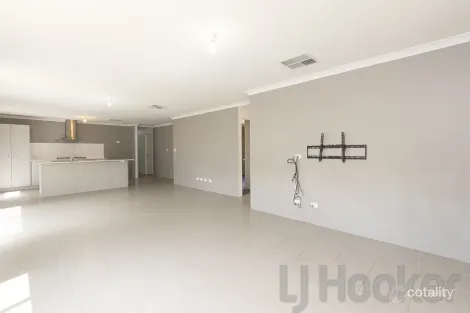 Property photo of 43 Arramall Trail Lakelands WA 6180