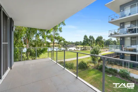 204/98 Lakeside Pde, Jordan Springs, NSW 2747