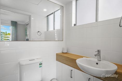 Property photo of 5F/52 Goodwin Terrace Burleigh Heads QLD 4220