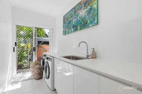 Property photo of 23 Wall Street Eimeo QLD 4740