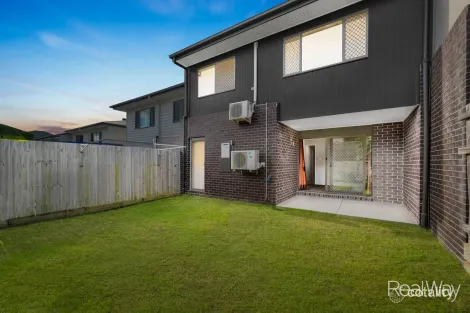 Property photo of 27 Steamer Way Spring Mountain QLD 4300