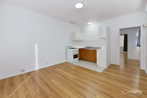 Property photo of 2/23 Hoffmans Road Essendon West VIC 3040
