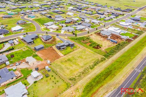 Property photo of 10 Jubata Drive Moore Creek NSW 2340