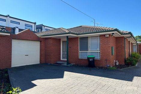 2/32 Bulla Rd, Strathmore, VIC 3041