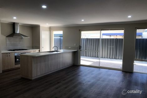 Property photo of 44 Burrows Loop Midvale WA 6056