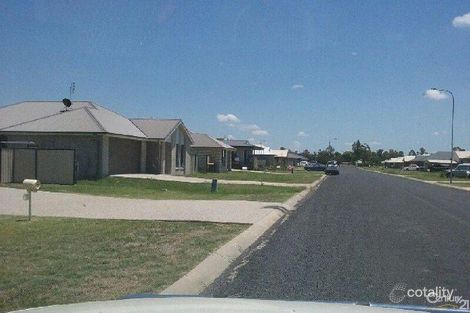 Property photo of 2 Henry Court Tara QLD 4421
