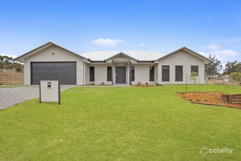 Property photo of 6 Bottle Tree Court Withcott QLD 4352