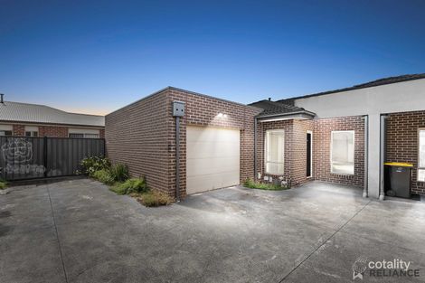 2/25 Staughton St, Melton South, VIC 3338