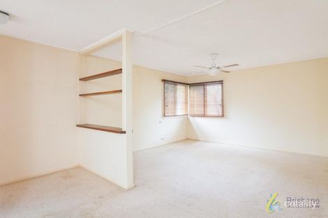 Property photo of 4 Currong Street Kenmore QLD 4069