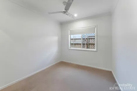 Property photo of 16 Hideaway Circuit Warner QLD 4500