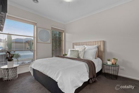 Property photo of 5 Clavell Crescent Wollert VIC 3750