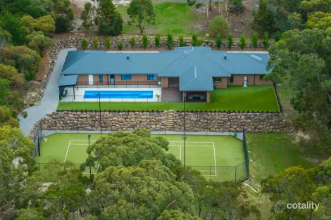 27 Scott St, Macedon, VIC 3440