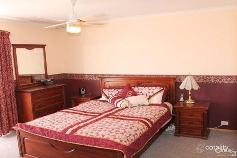Property photo of 8 Whatley Way Craigmore SA 5114