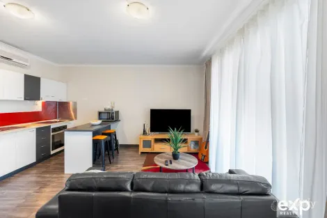 29/13 Yates St, Mawson Lakes, SA 5095