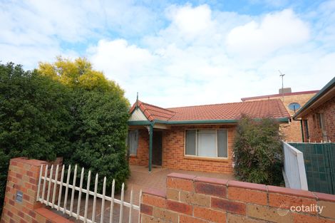 2/4 Banna Lane, Griffith, NSW 2680