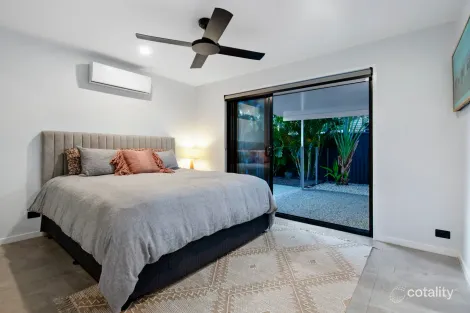 Property photo of 2 Wanderer Avenue Mermaid Waters QLD 4218