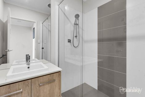 Property photo of 27 Steamer Way Spring Mountain QLD 4300