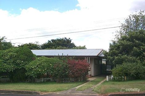 29 Taylor St, Eastern Heights, QLD 4305