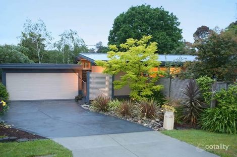 10 Neill St, Berwick, VIC 3806
