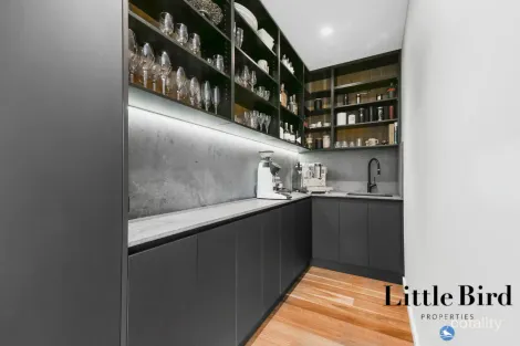 Property photo of 6 Hopetoun Circuit Deakin ACT 2600