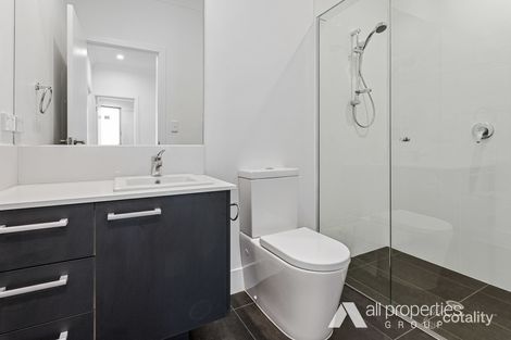 Property photo of 17 Vineyard Drive Greenbank QLD 4124