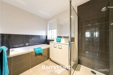 Property photo of 50 Clarendon Street Pakenham VIC 3810
