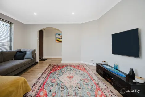 Property photo of 71 The Avenue Warnbro WA 6169