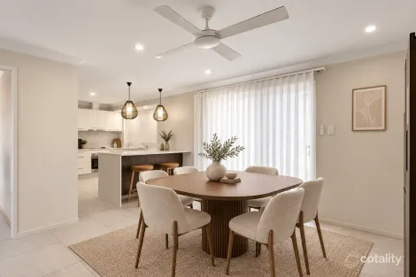 Property photo of 14 Balthasar Close Rosemeadow NSW 2560