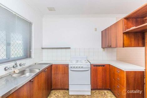 10/9 Steele Rd, Sorrento, WA 6020