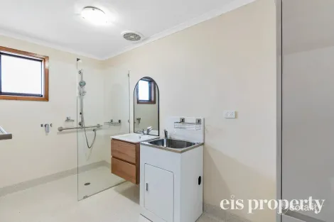 Property photo of 2/63 Allumba Street Howrah TAS 7018